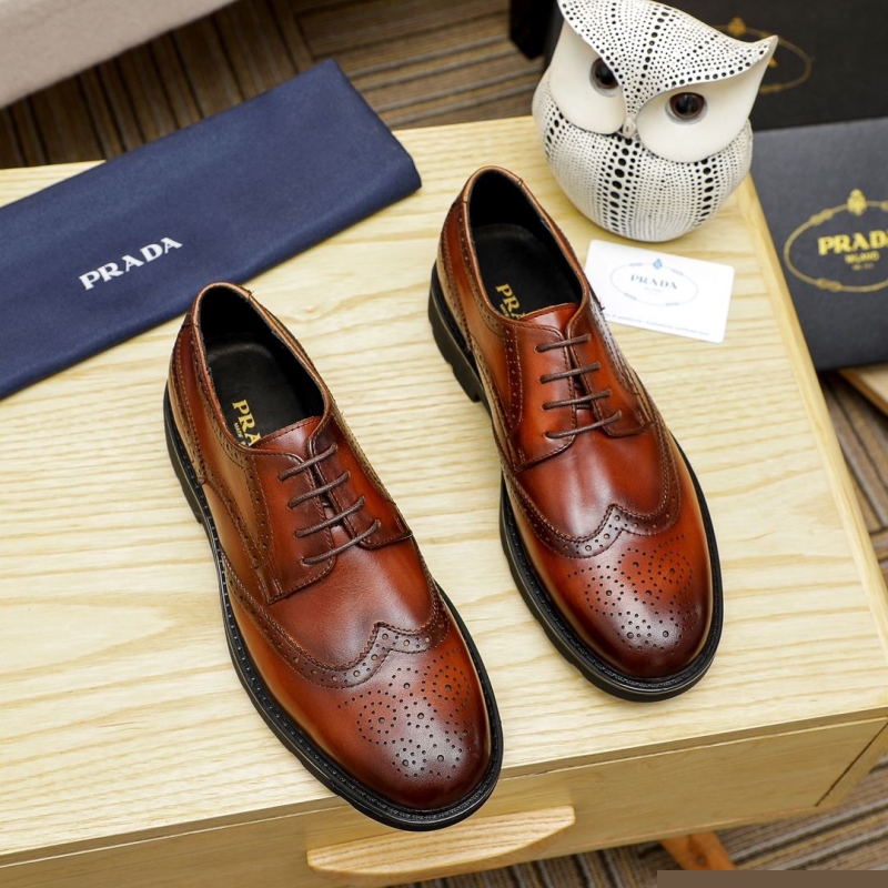 Pra*a leather shoes